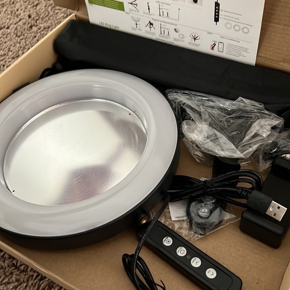 LED RING LIGHT KIT - Picture 2 of 4